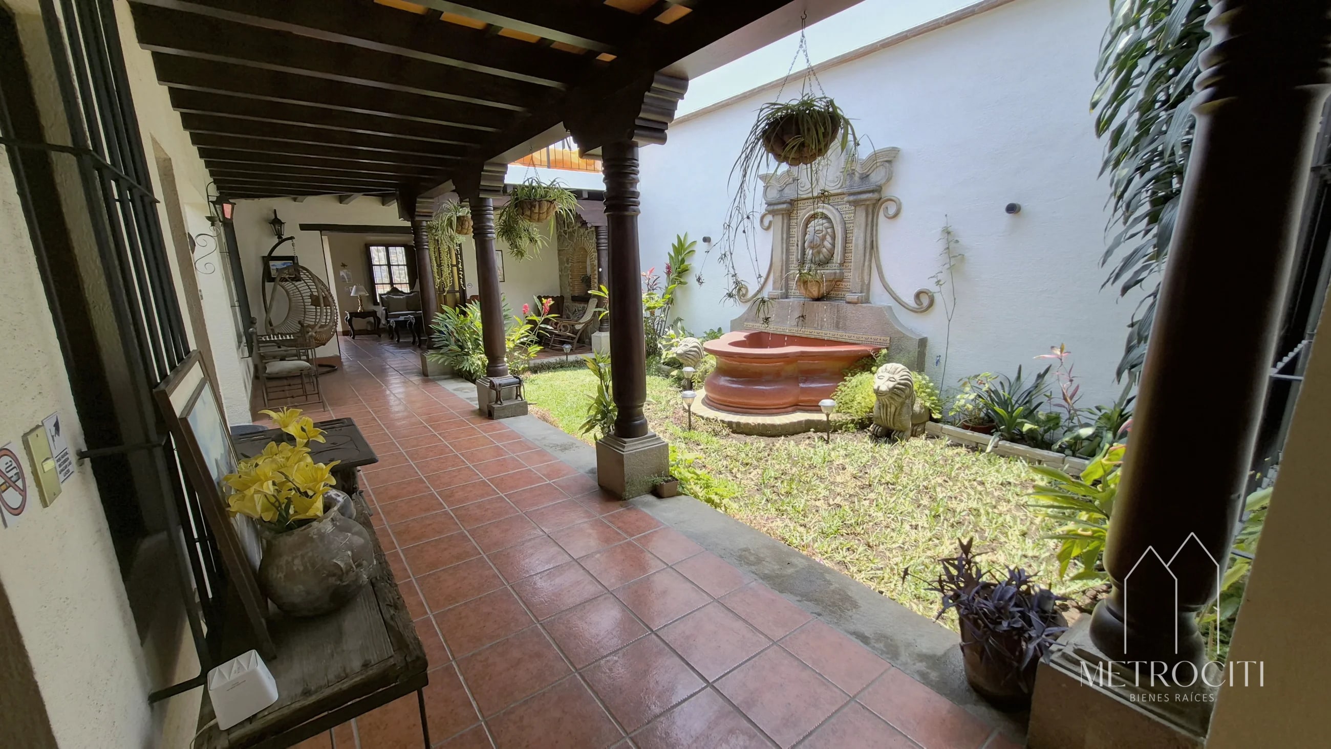 Se renta amplia casa estilo colonial en Antigua Guatemala - 5