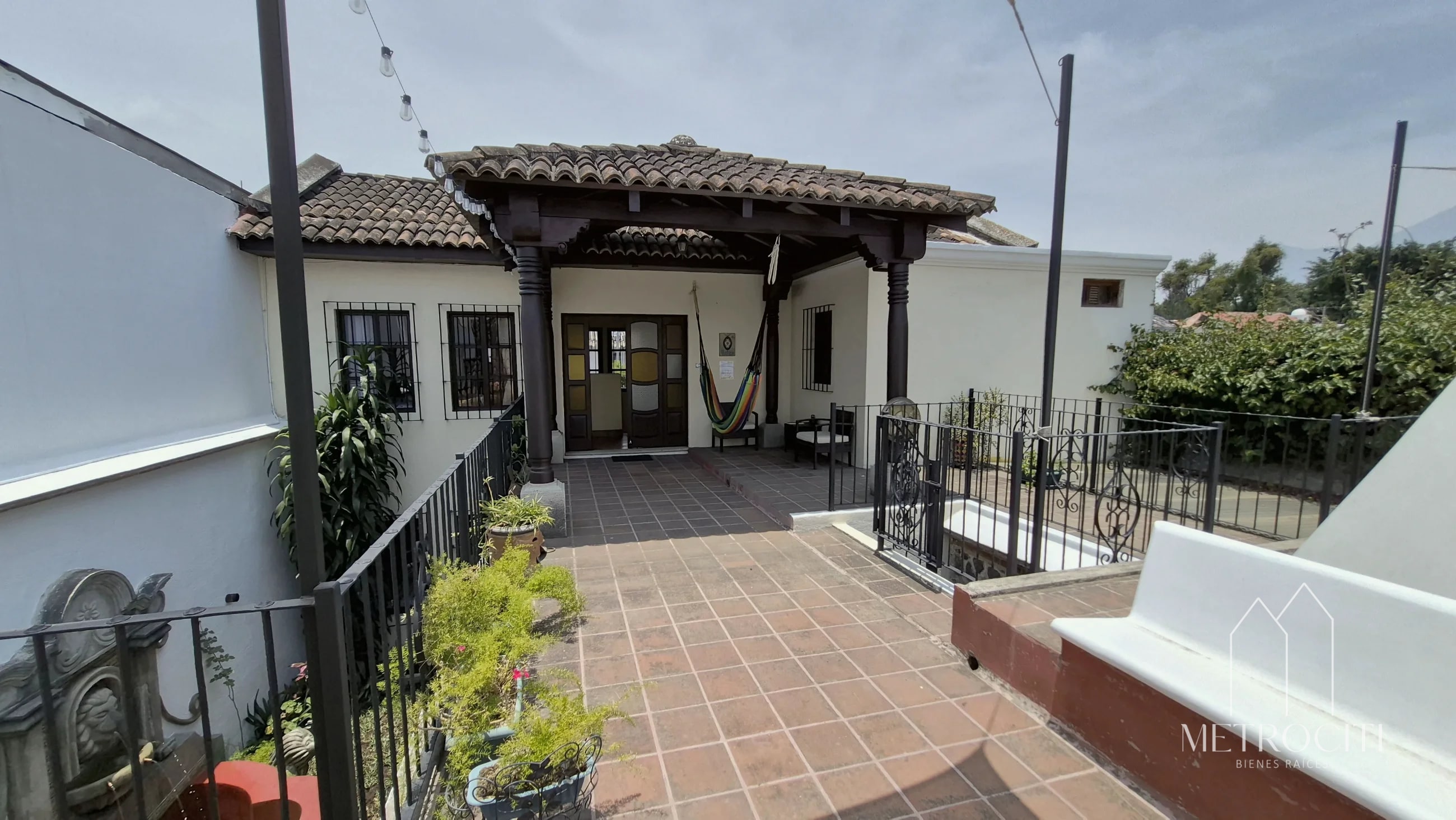 Se renta amplia casa estilo colonial en Antigua Guatemala - 11
