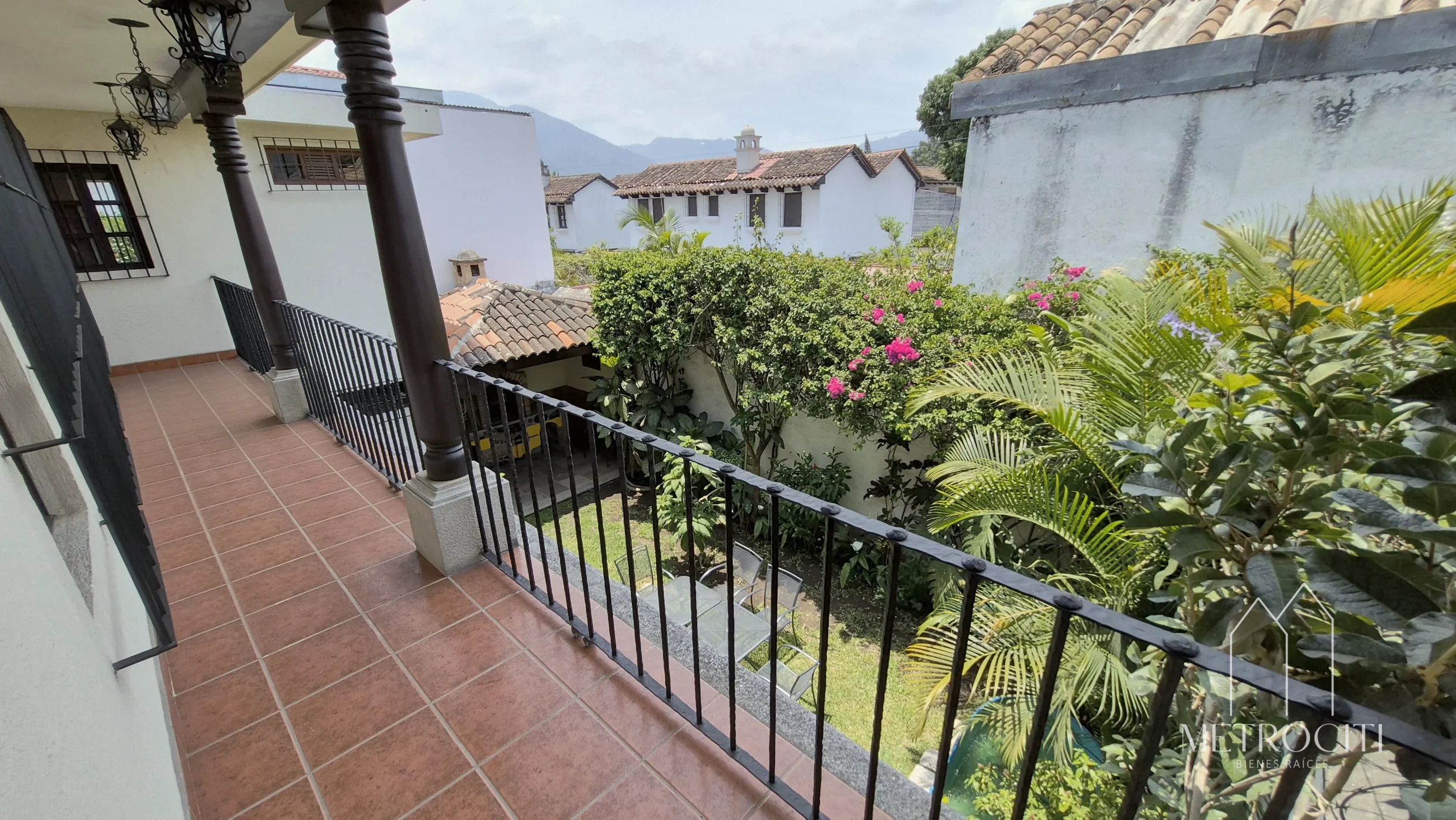 Se renta amplia casa estilo colonial en Antigua Guatemala - 10