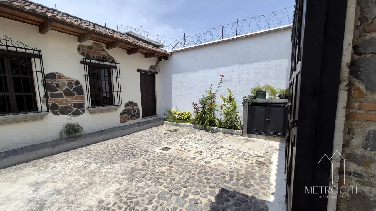 Se renta hermosa residencia en Antigua Guatemala — Casa en Alquiler en Dentro del Casco, Antigua, Sacatepéquez — foto 4 de 13