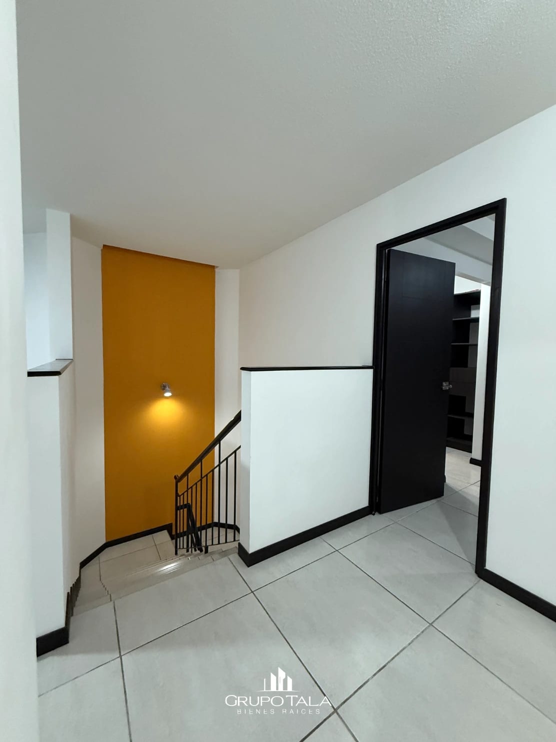 Hermosa Casa en renta Mixco Condado Naranjo — Casa en Alquiler en Condado Naranjo, Zona 4 Mixco, Guatemala, Ciudad — foto 8 de 10