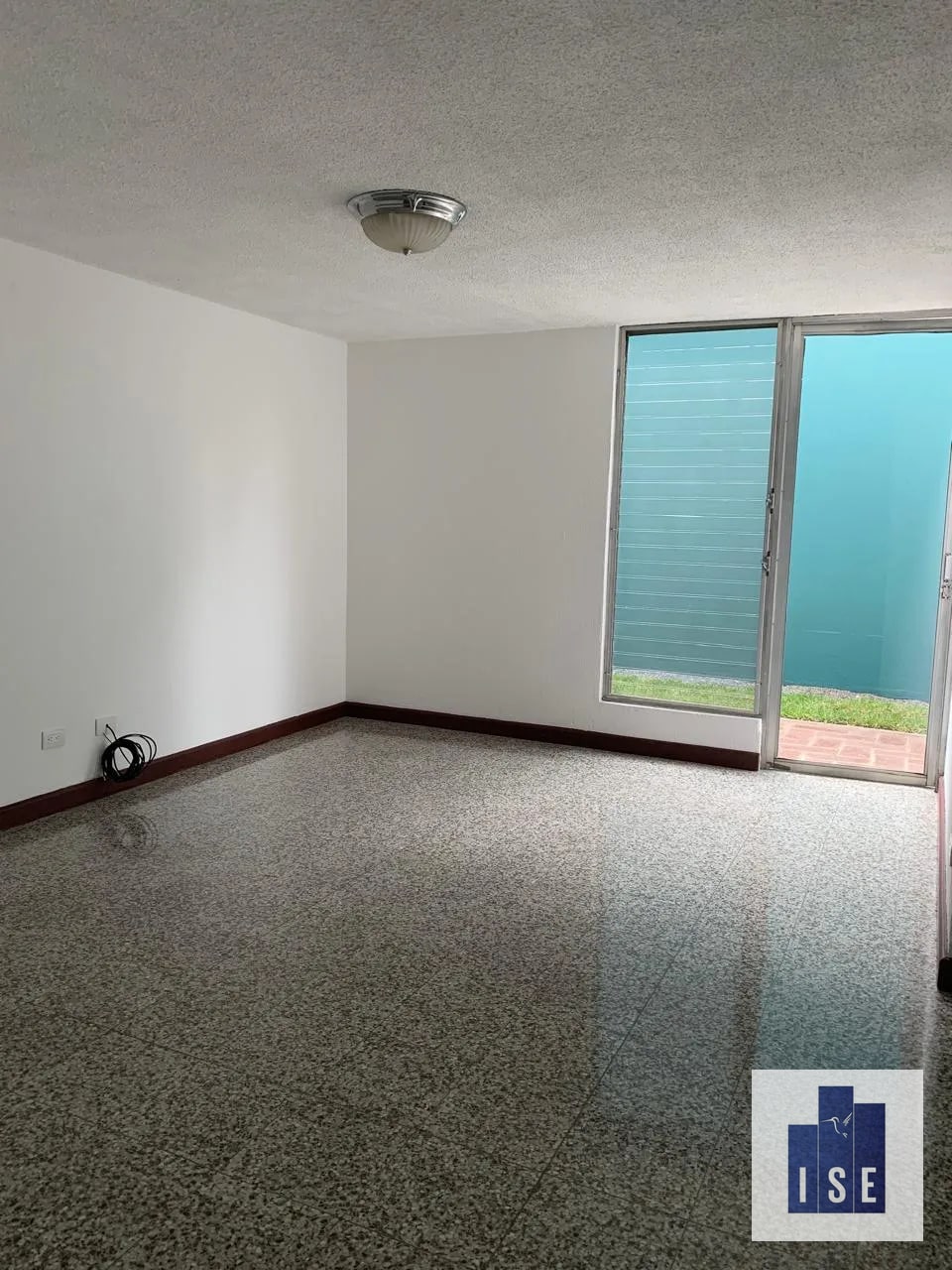 Casa en Alquiler Z.10 dentro de condominio — Casa en Venta en Zona 10, Guatemala, Ciudad — foto 8 de 10