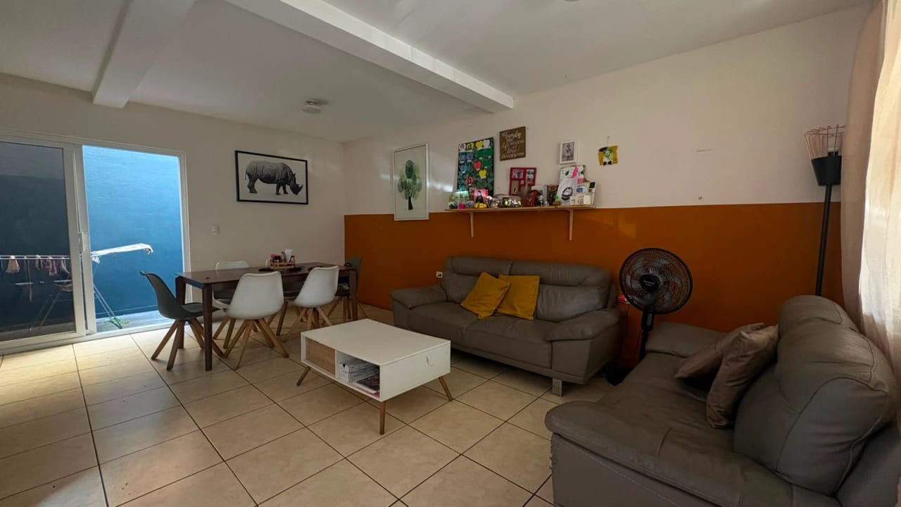 VENDO CASA EN COLONIA LO DE COY ZONA 1 DE MIXCO — Casa en Venta en Zona 1 Mixco, Guatemala, Ciudad — foto 1 de 9