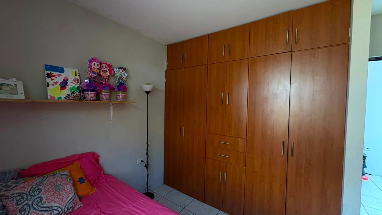 VENDO CASA EN COLONIA LO DE COY ZONA 1 DE MIXCO — Casa en Venta en Zona 1 Mixco, Guatemala, Ciudad — foto 6 de 9