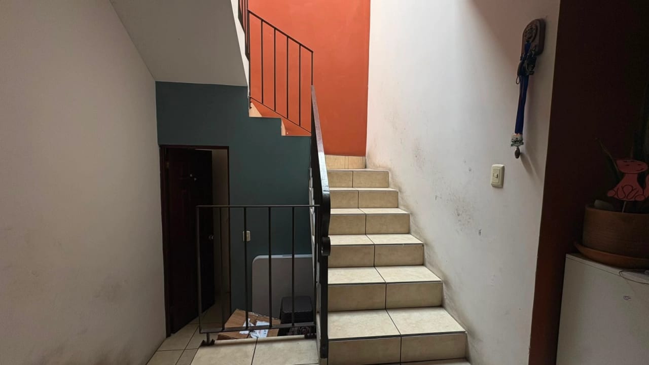 VENDO CASA EN COLONIA LO DE COY ZONA 1 DE MIXCO — Casa en Venta en Zona 1 Mixco, Guatemala, Ciudad — foto 9 de 9
