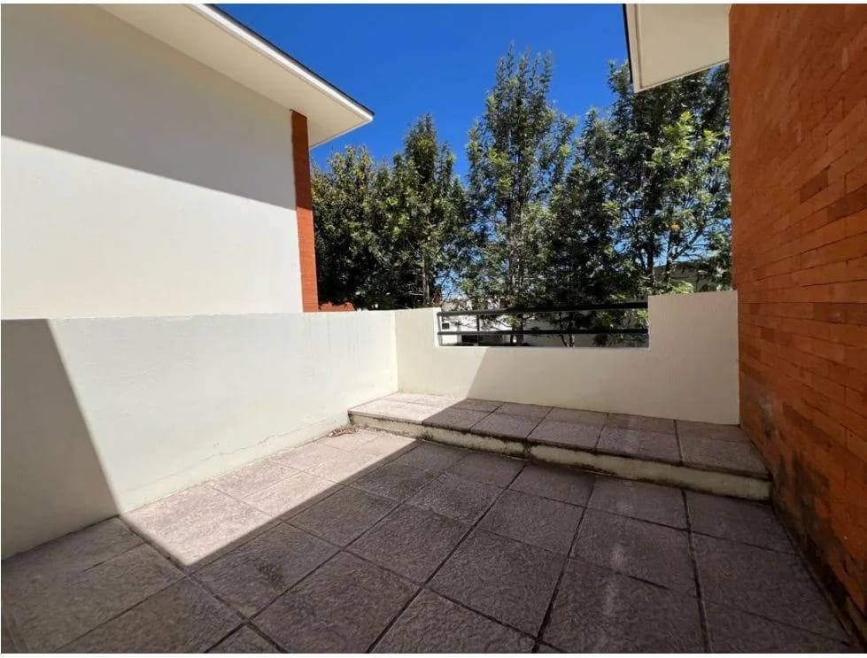 VENDO CASA EN CONDOMINIO BOSQUES ESCONDIDO KM 21.5 CARRETERA A FRAIJANES — Casa en Venta en Carretera a El Salvador, Guatemala, Ciudad — foto 12 de 16