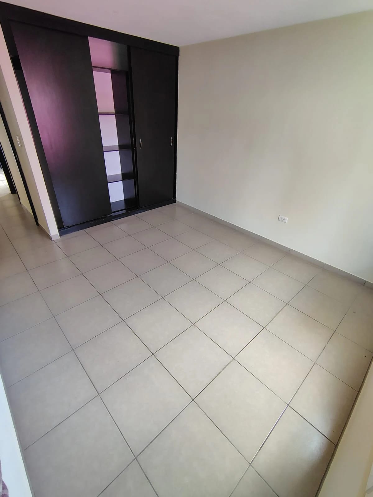 VENDO CASA EN COND. ALAMEDAS DE SANTO DOMINGO, KM 30.5 CAES — Casa en Venta en Carretera a El Salvador, Guatemala, Ciudad — foto 10 de 17