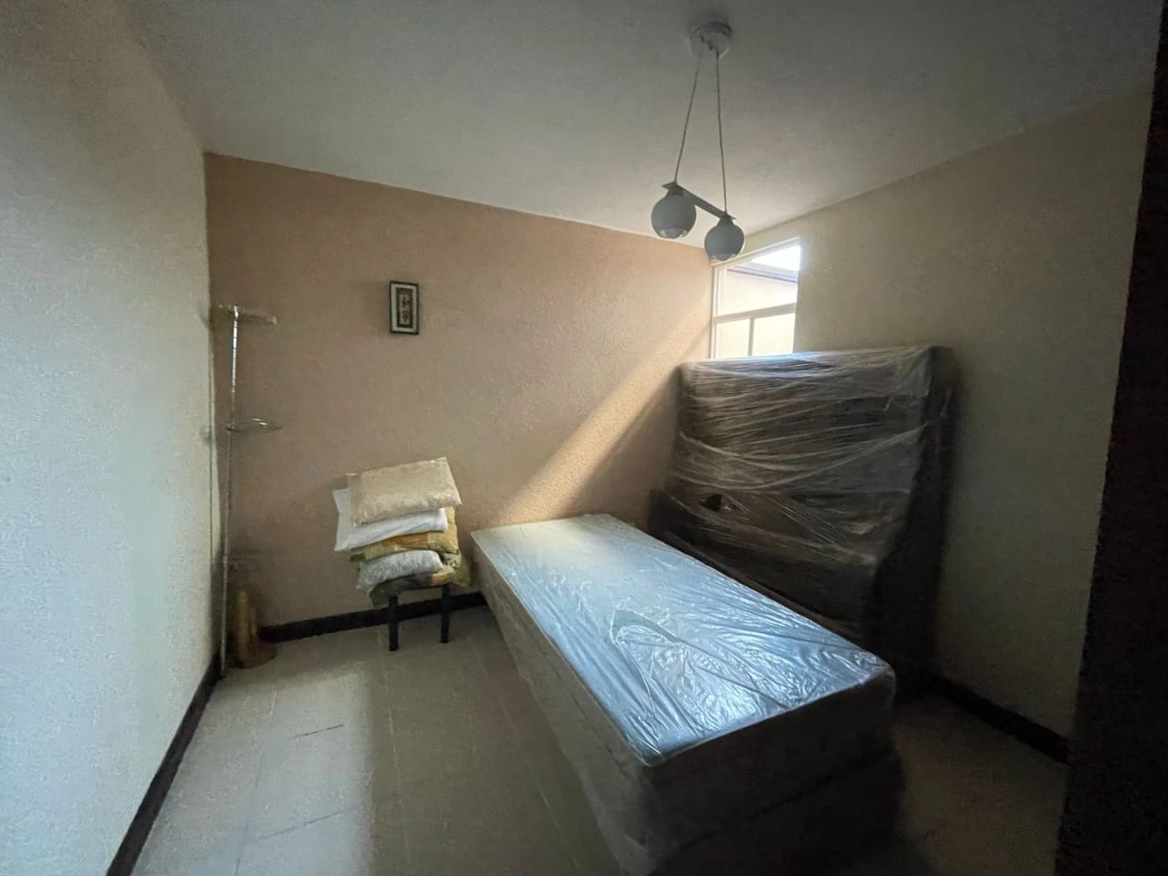 VENDO CASA EN RESIDENCIALES LOS OLIVOS ZONA 18 — Casa en Venta en Zona 18, Guatemala, Ciudad — foto 9 de 16