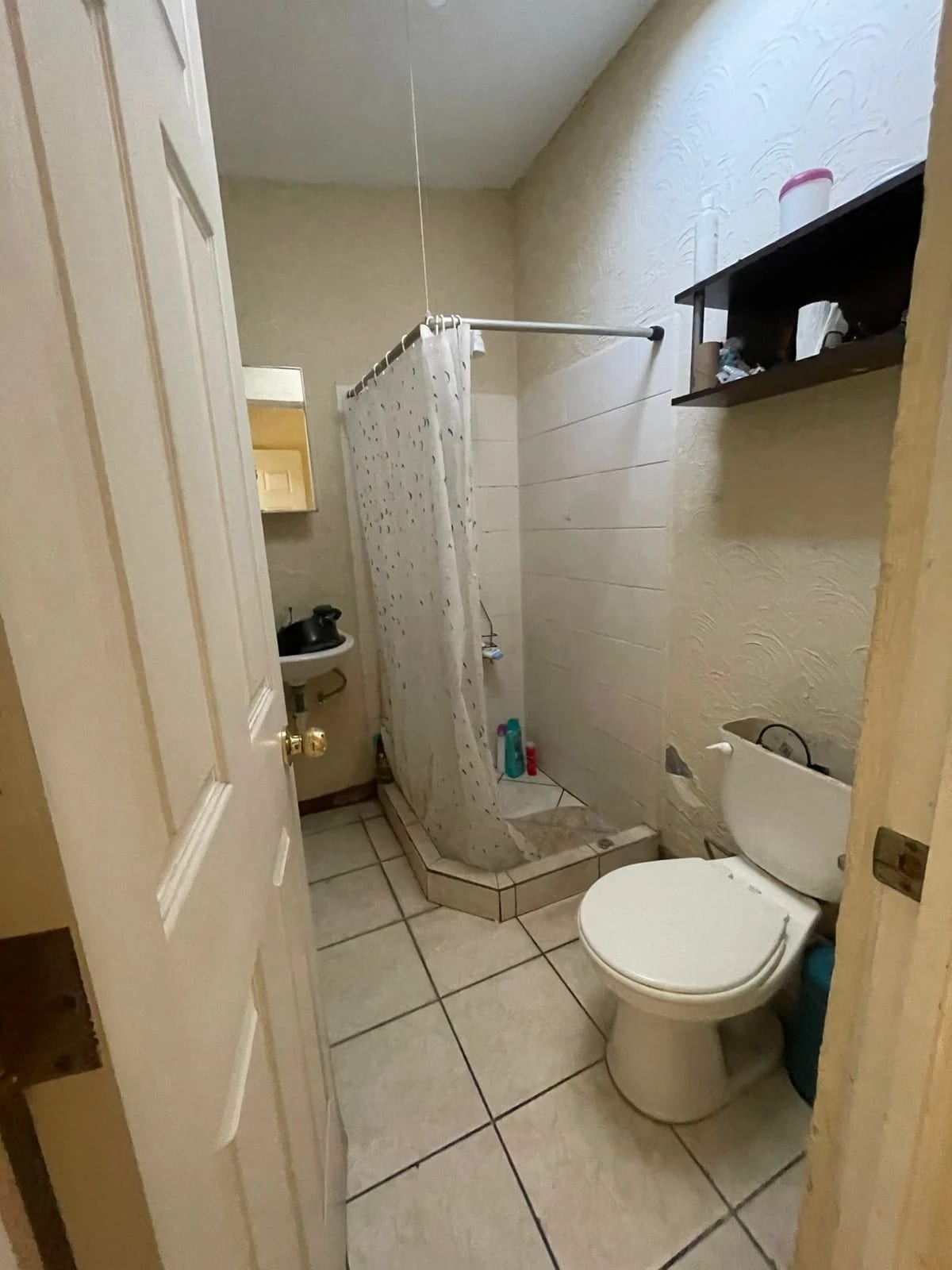 Vendo Casa en Residencial Villas de Arcangel Zona 2 — Casa en Venta en Zona 2, Guatemala, Ciudad — foto 5 de 11