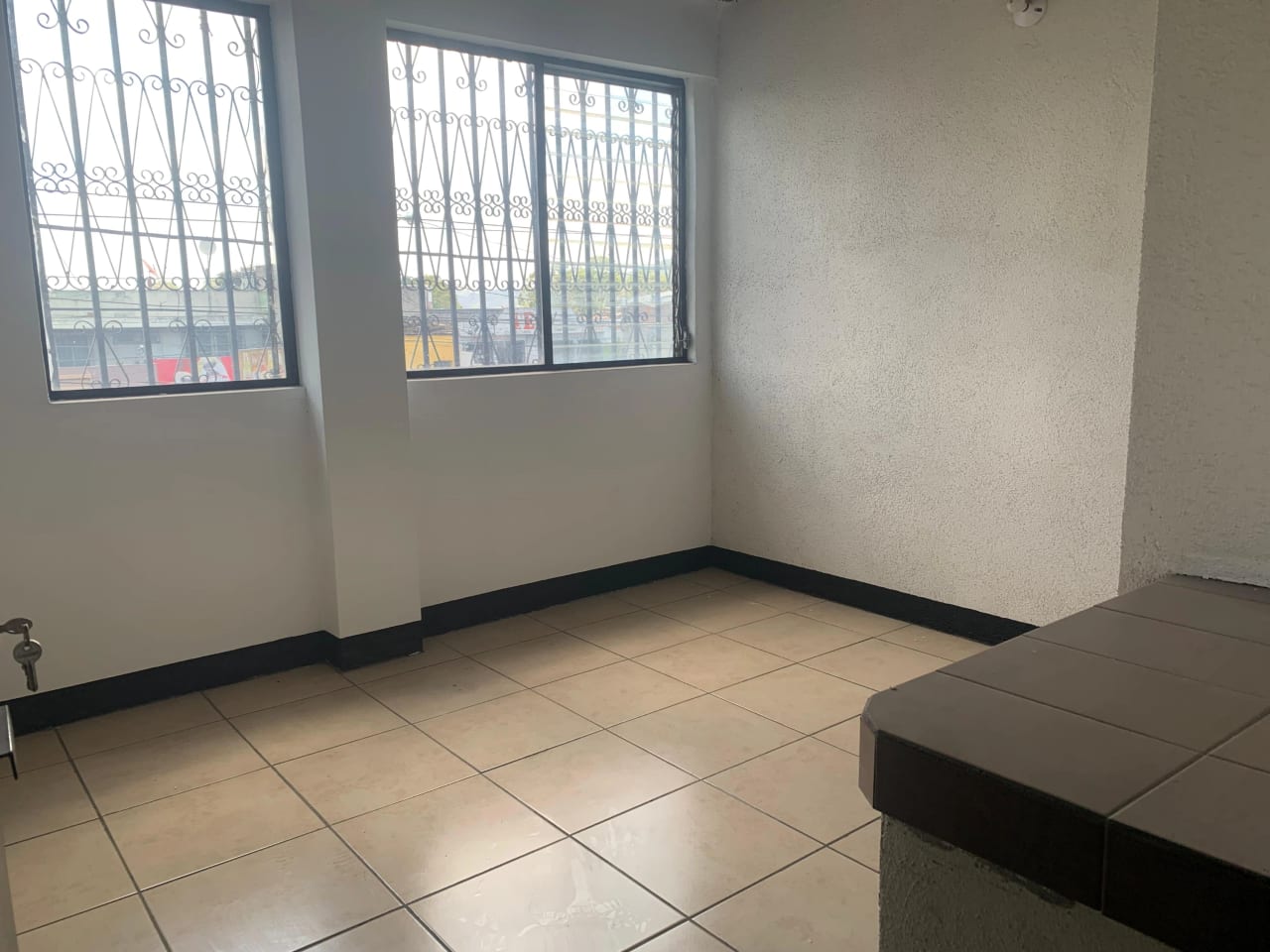 Vendo Inmueble de Uso Mixto en Calle Principal, Calle Marti Zona 6 — Casa en Venta en Zona 6, Guatemala, Ciudad — foto 11 de 17