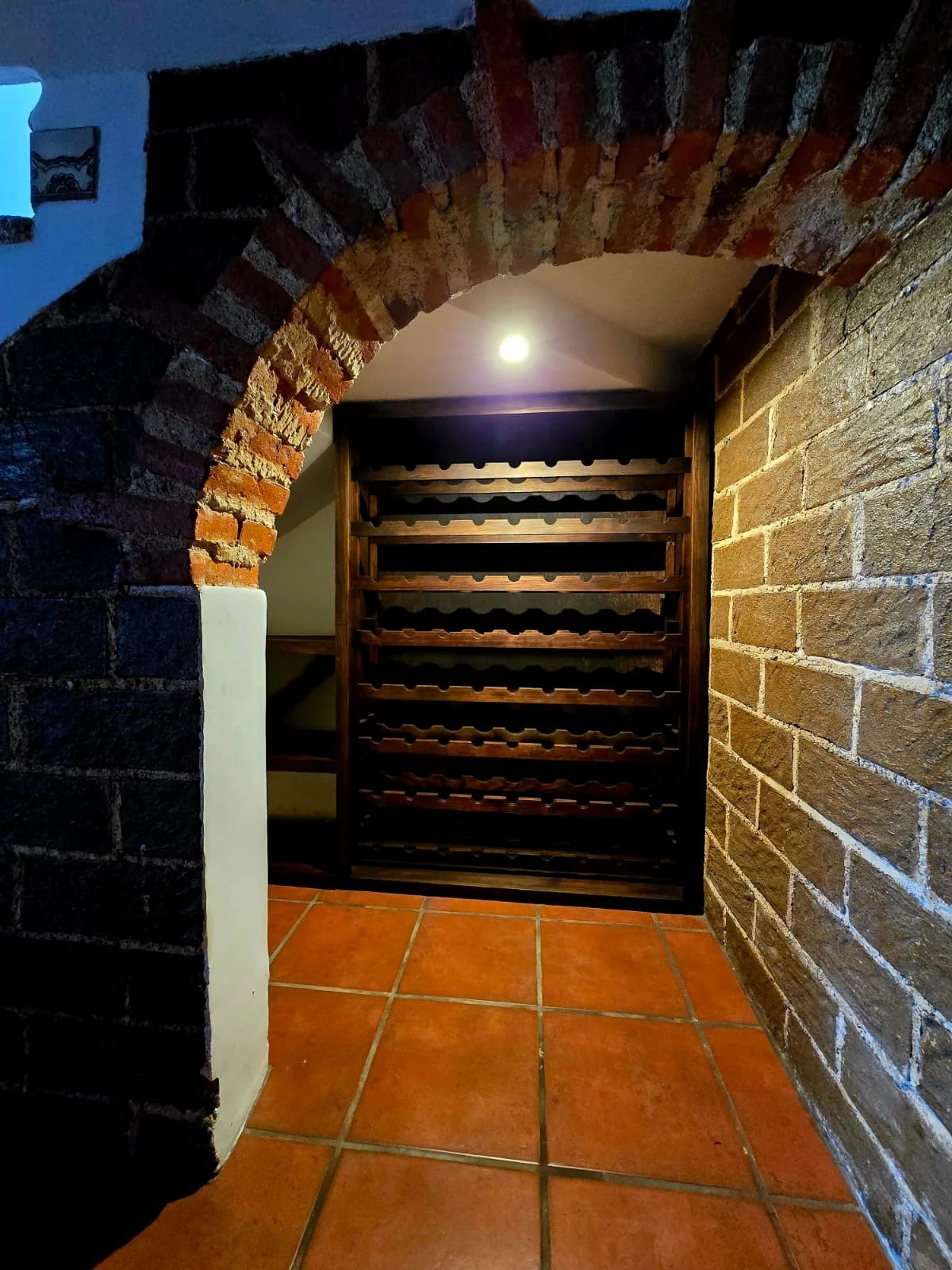 Amplia casa estilo colonial en exclusivo condominio en Fraijanes — Casa en Venta en La Foresta, Carretera a El Salvador, Guatemala, Ciudad — foto 3 de 17