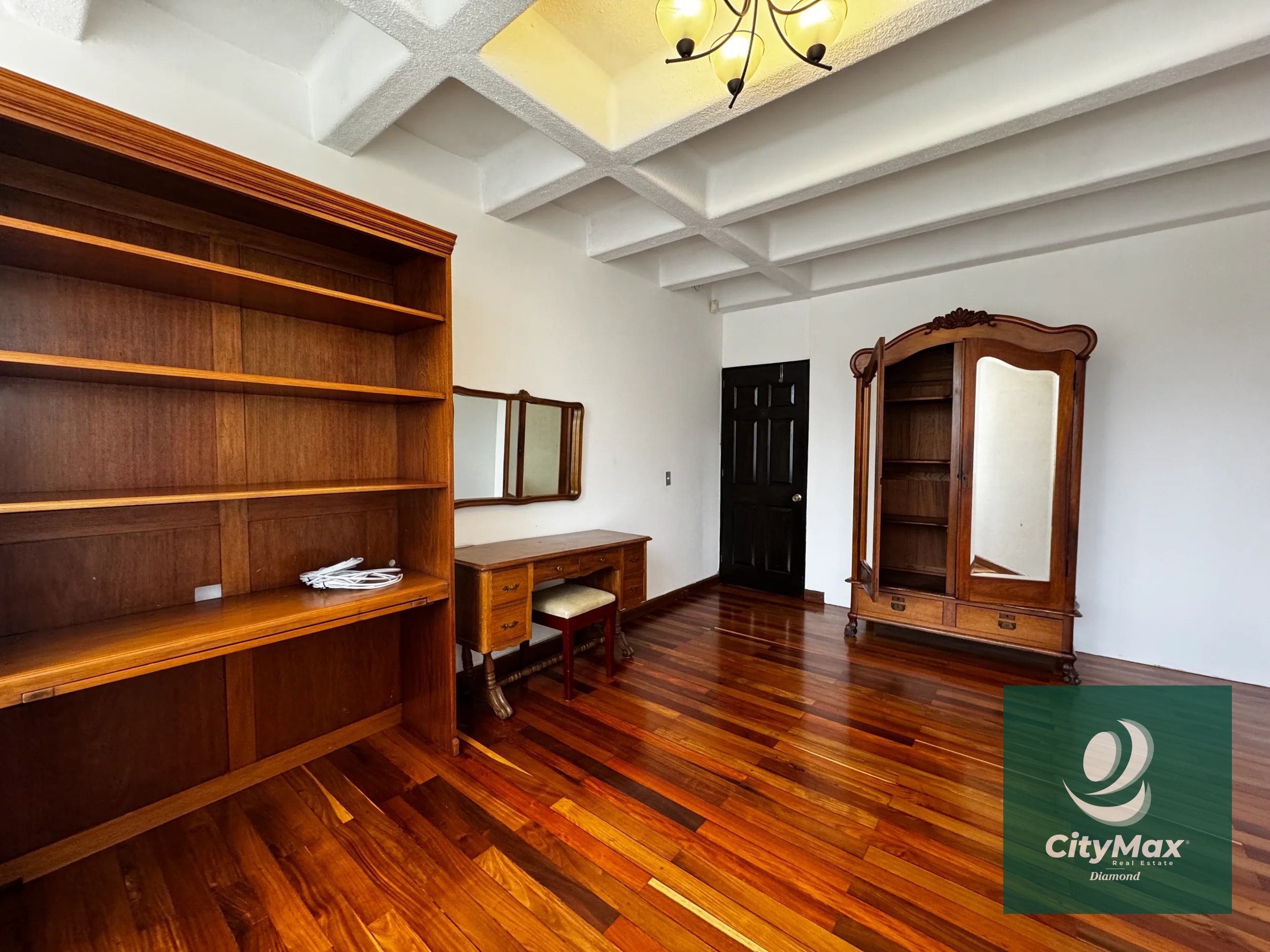 Casa en Venta en Zona 10 entorno Las Margaritas — Casa en Venta en Zona 10, Guatemala, Ciudad — foto 11 de 15