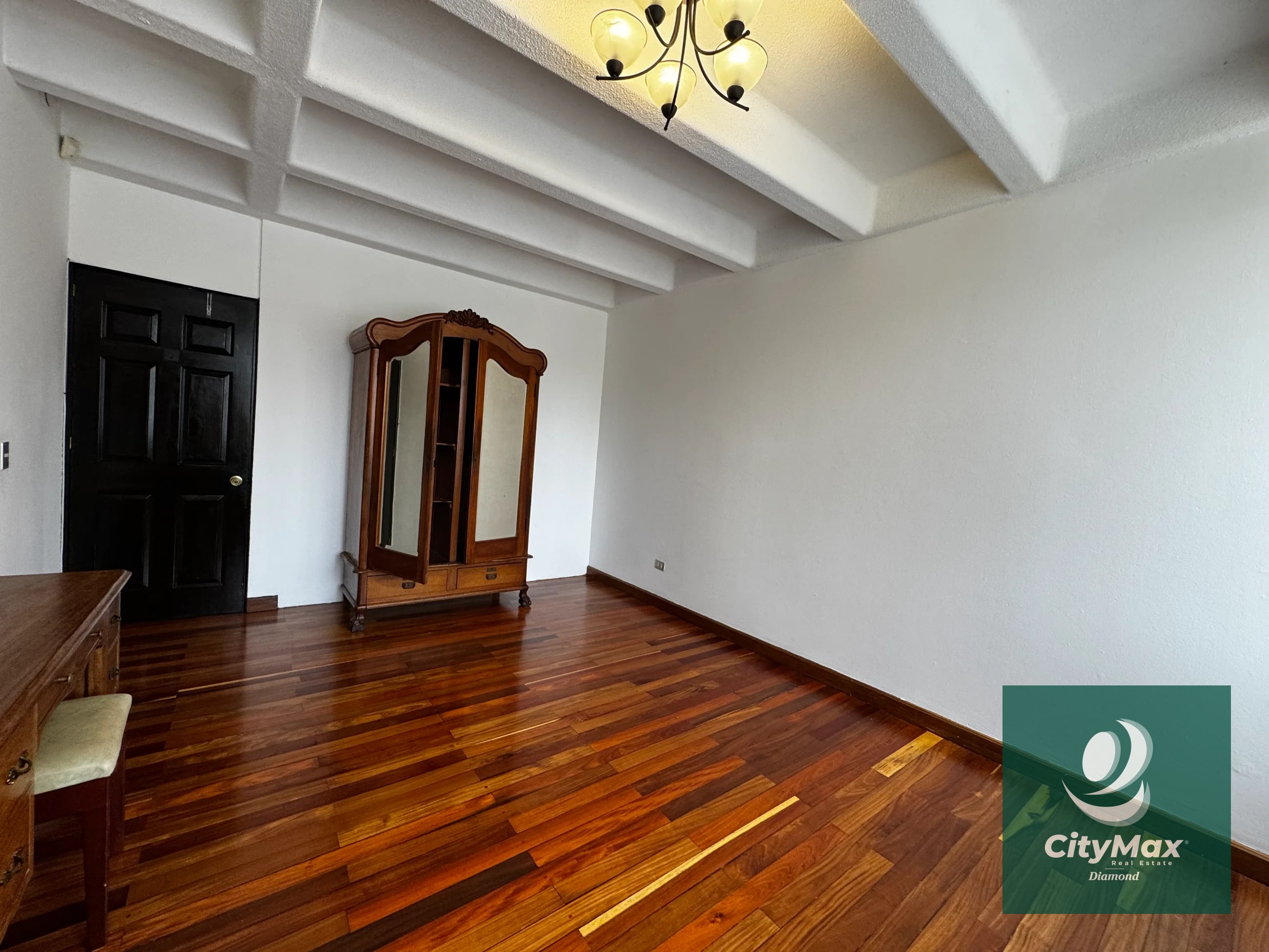 Casa en Venta en Zona 10 entorno Las Margaritas — Casa en Venta en Zona 10, Guatemala, Ciudad — foto 12 de 15