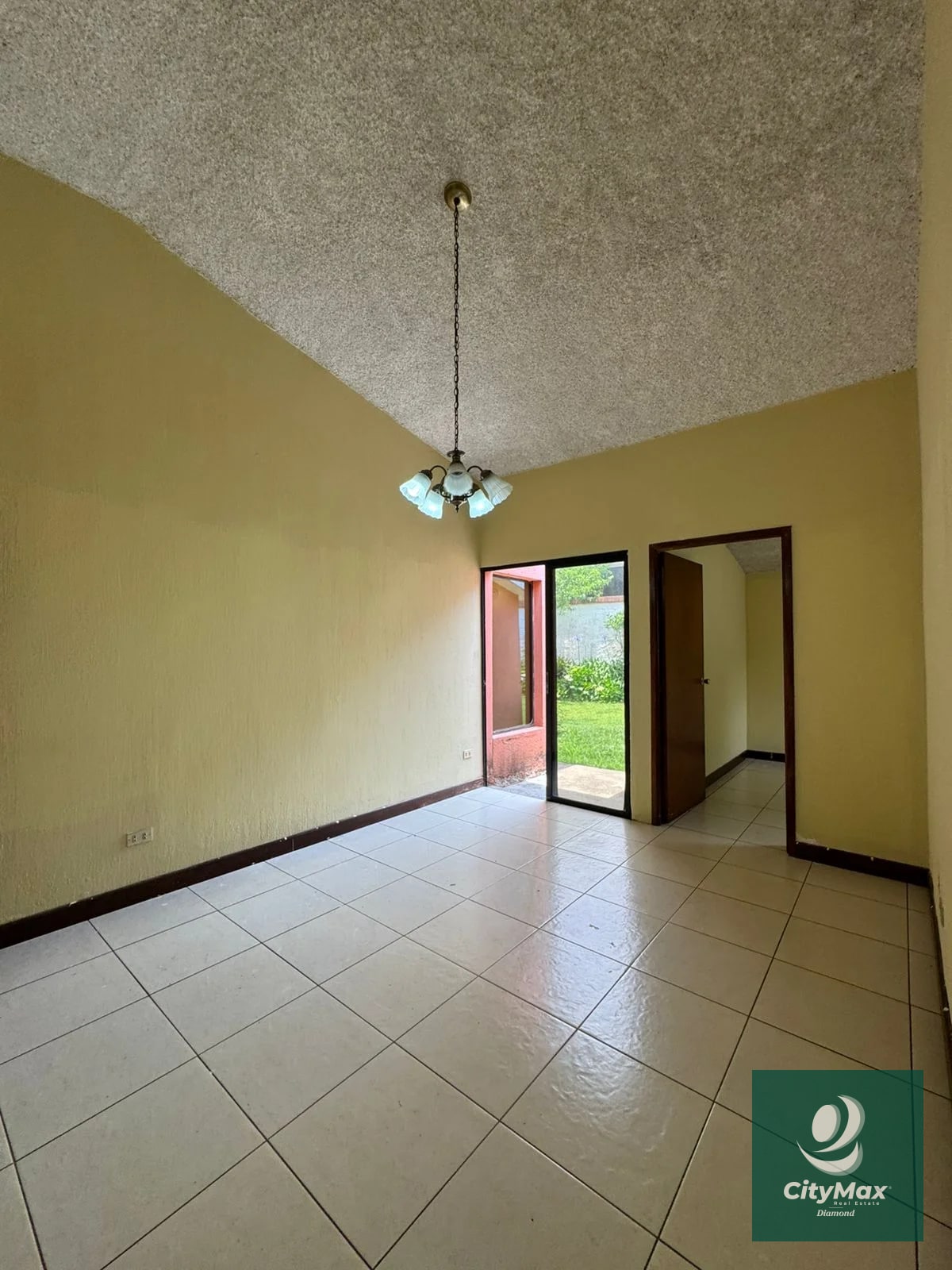 Casa dentro de Condominio en Renta en Km 15 Carretera a El Salvador — Casa en Alquiler en km 11-15, Carretera a El Salvador, Guatemala, Ciudad — foto 8 de 16