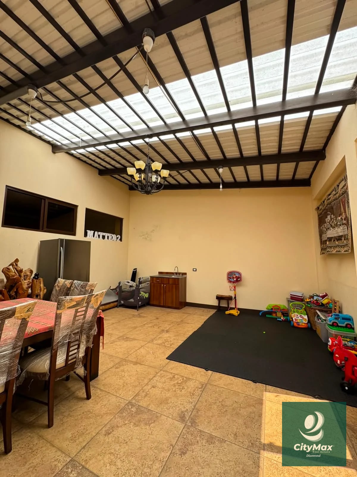 Casa en Renta o Venta en Santa Catarina Pinula — Casa en Alquiler en Santa Catarina Pinula, Guatemala, Ciudad — foto 2 de 17