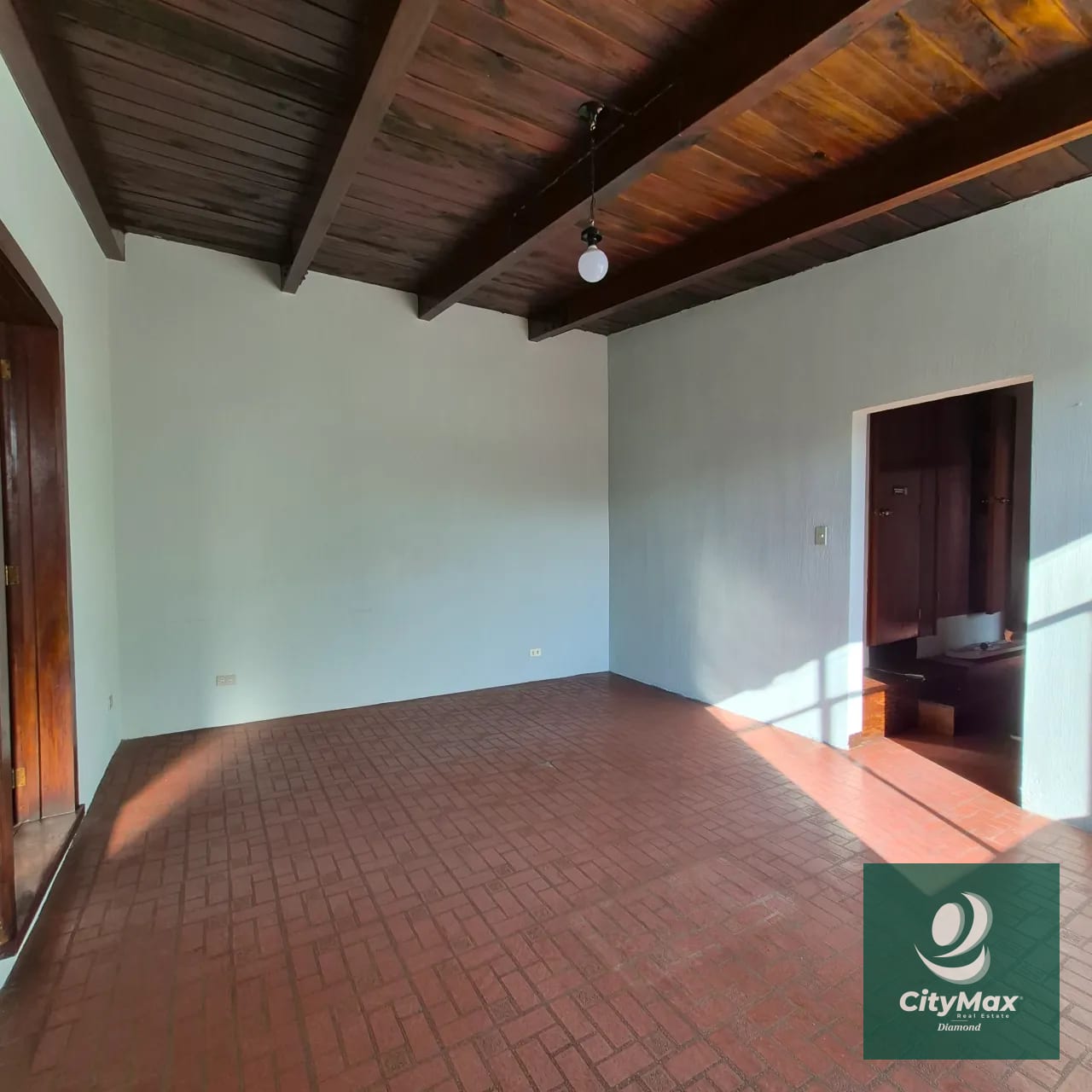 Casa en renta para uso de oficinas en zona 15 Vista Hermosa 1 — Casa en Alquiler en Vista Hermosa I, Zona 15, Guatemala, Ciudad — foto 14 de 17