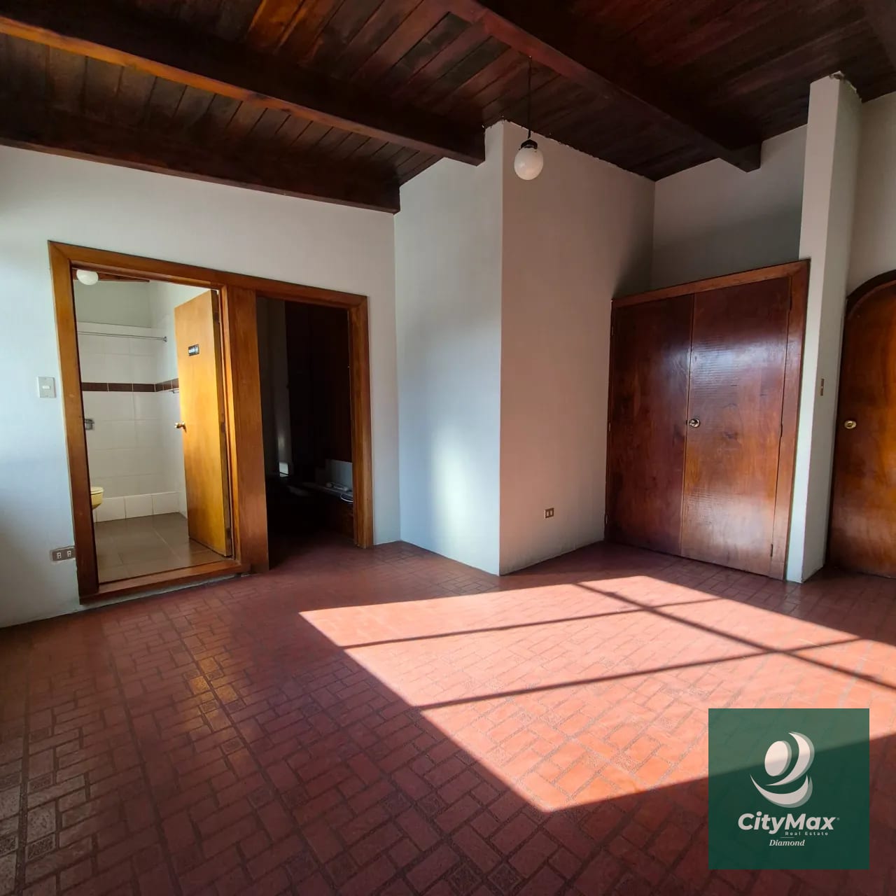 Casa en renta para uso de oficinas en zona 15 Vista Hermosa 1 — Casa en Alquiler en Vista Hermosa I, Zona 15, Guatemala, Ciudad — foto 17 de 17