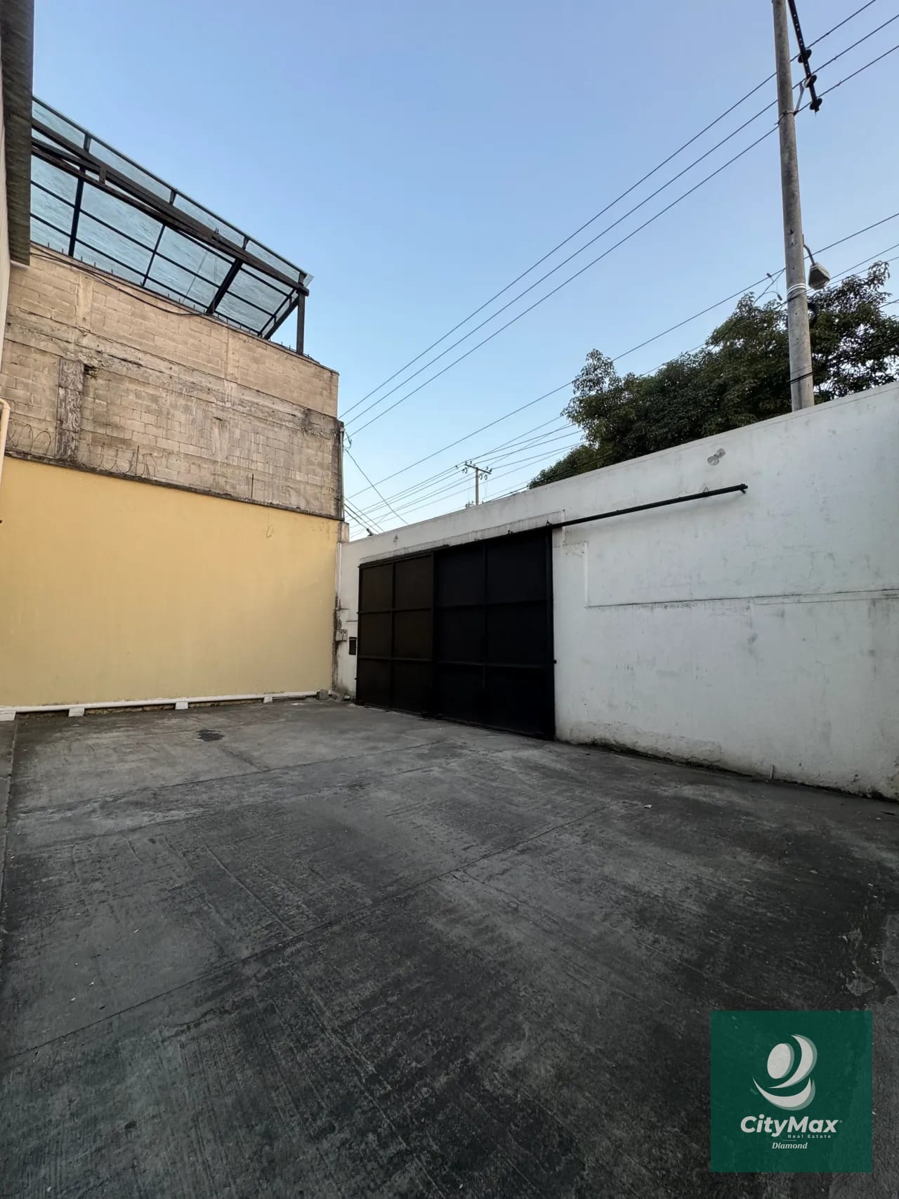 Casa en renta para oficinas zona 9 — Casa en Alquiler en Zona 9, Guatemala, Ciudad — foto 2 de 15