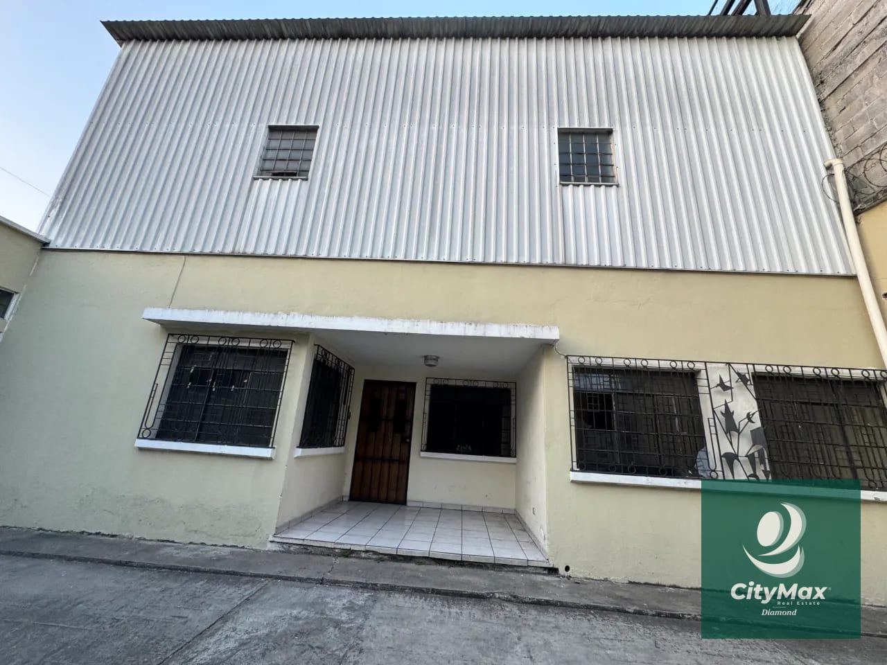 Casa en renta para oficinas zona 9 — Casa en Alquiler en Zona 9, Guatemala, Ciudad — foto 9 de 15