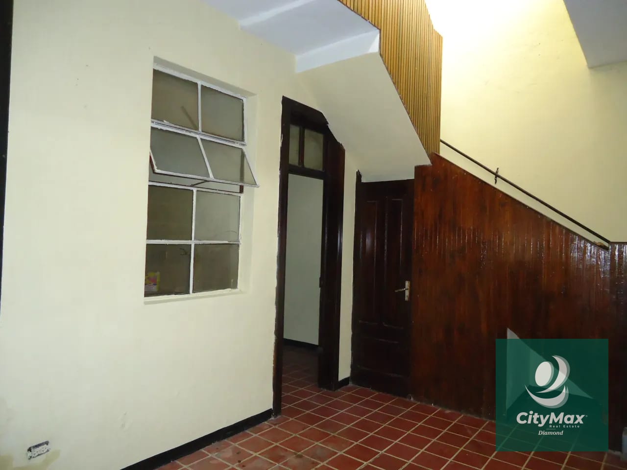 Casa en renta para uso de oficinas o comercio en zona 5 — Casa en Alquiler en La Palmita, Zona 5, Guatemala, Ciudad — foto 11 de 17