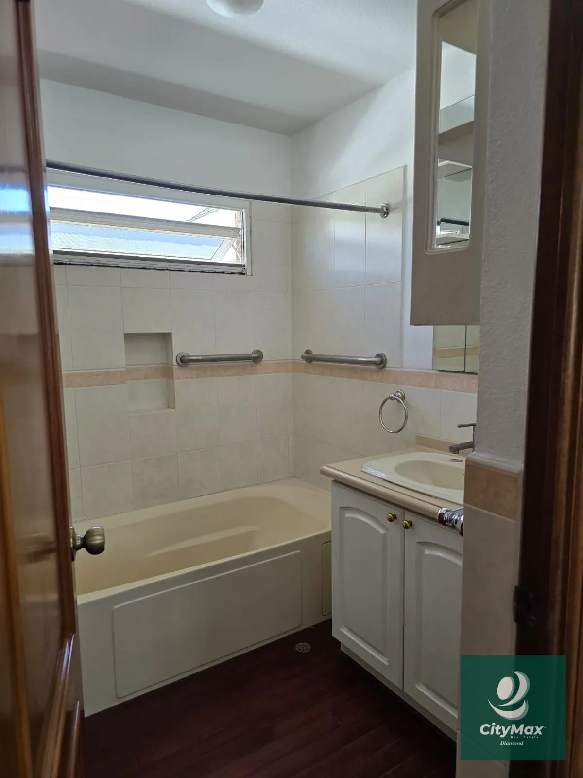 Casa en renta en condomominio en área exclusiva de zona 14 — Casa en Alquiler en Zona 14, Guatemala, Ciudad — foto 10 de 16