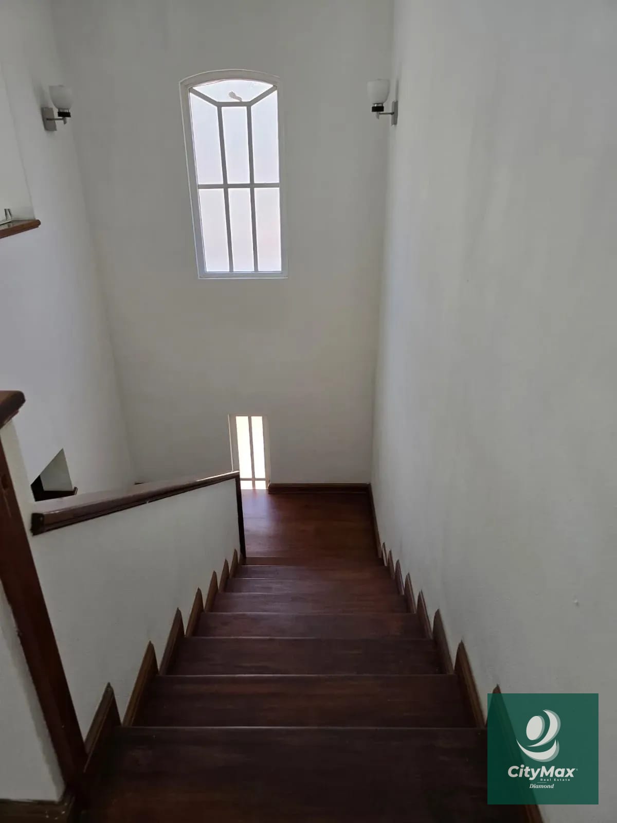 Casa en renta en condomominio en área exclusiva de zona 14 — Casa en Alquiler en Zona 14, Guatemala, Ciudad — foto 7 de 16