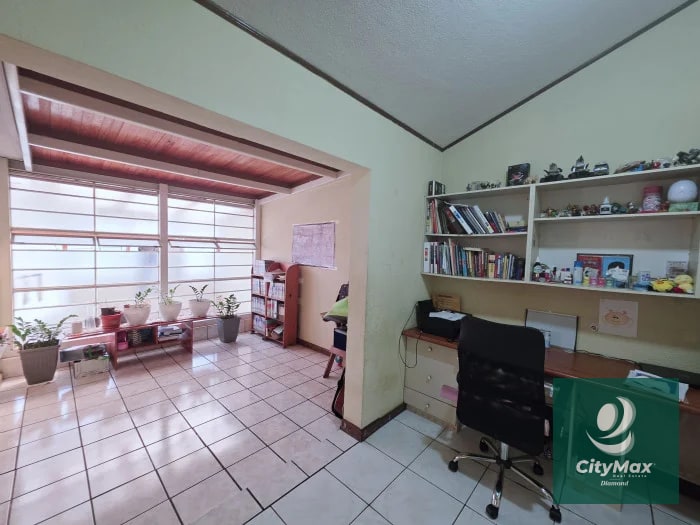 Casa en Venta en Loma Real San Cristobal Zona 8 de Mixco - 7