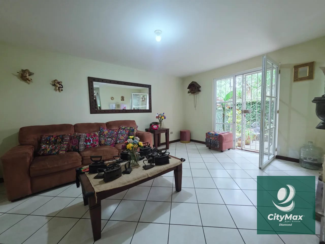 Casa en Venta en Lomas de San Nicolas Zona 16 — Casa en Venta en Zona 16, Guatemala, Ciudad — foto 3 de 16