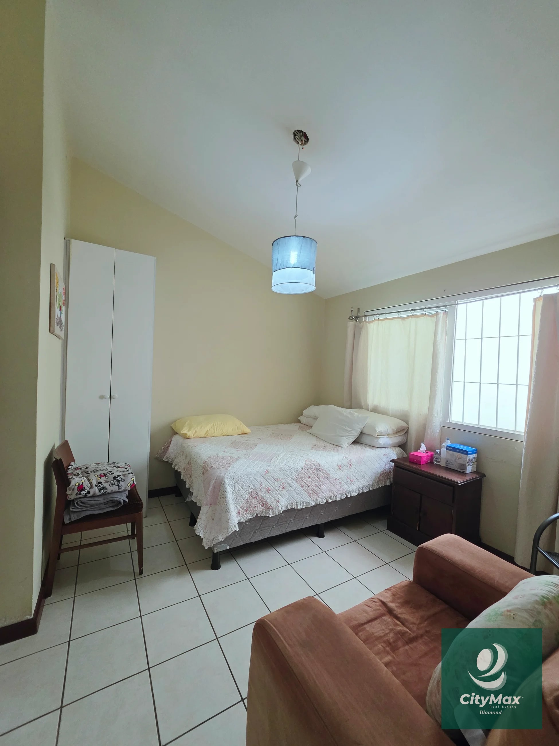 Casa en Venta en Lomas de San Nicolas Zona 16 - 12