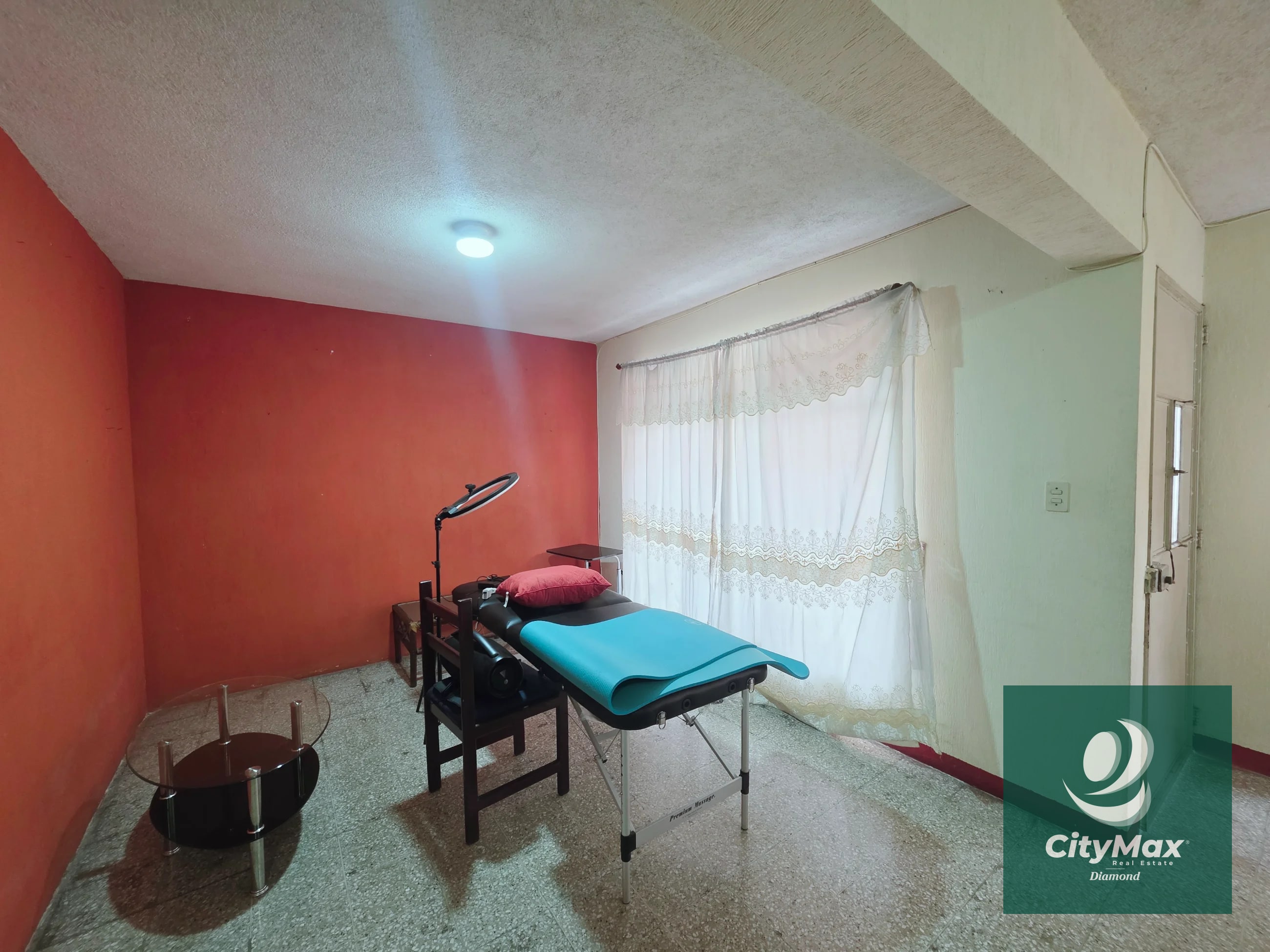 Casa en Venta con Apartamento y Locales en Zona 2 Mixco — Casa en Venta en Zona 2 Mixco, Guatemala, Ciudad — foto 6 de 17