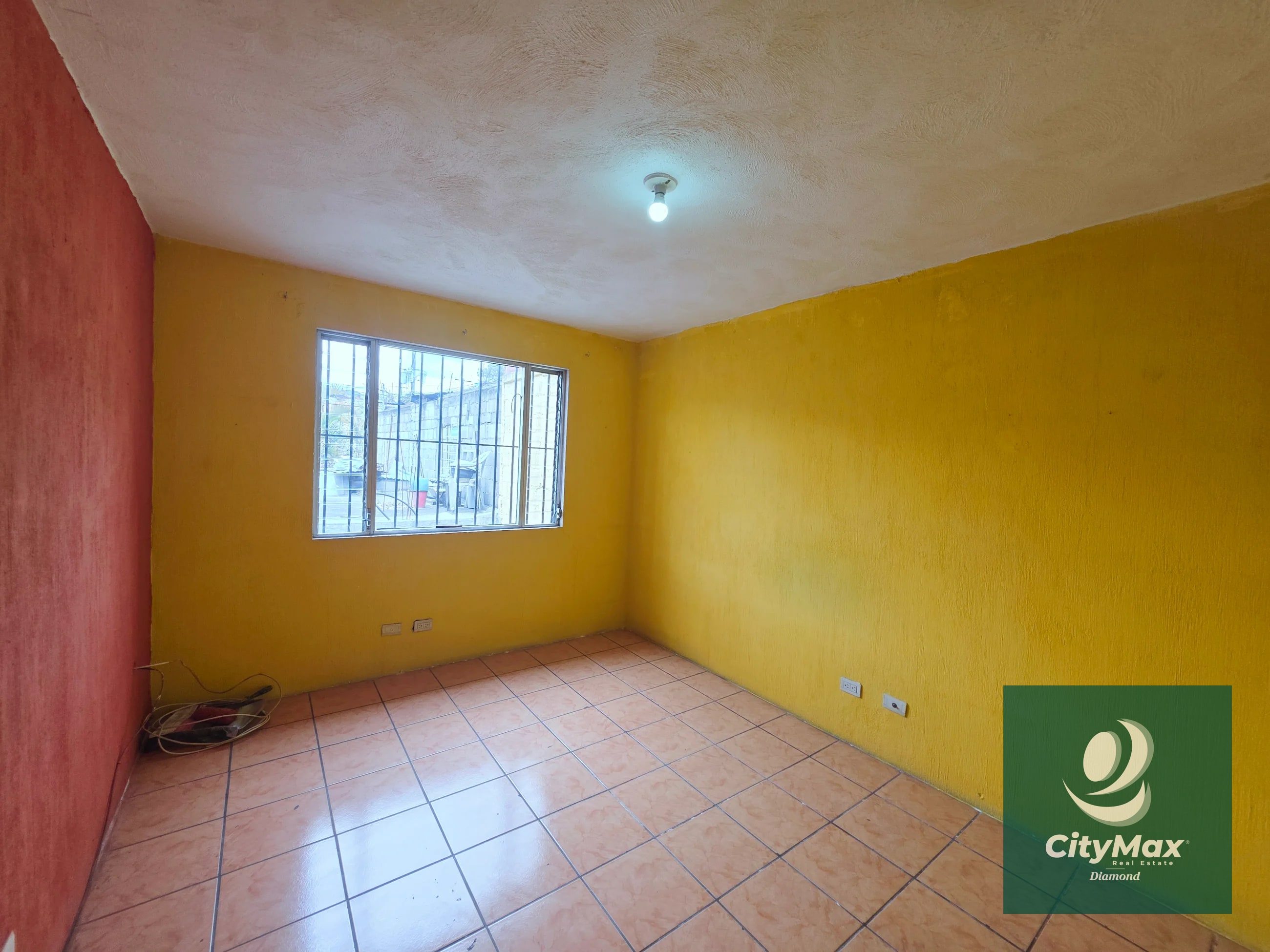 Casa en Venta con Apartamento y Locales en Zona 2 Mixco — Casa en Venta en Zona 2 Mixco, Guatemala, Ciudad — foto 3 de 17