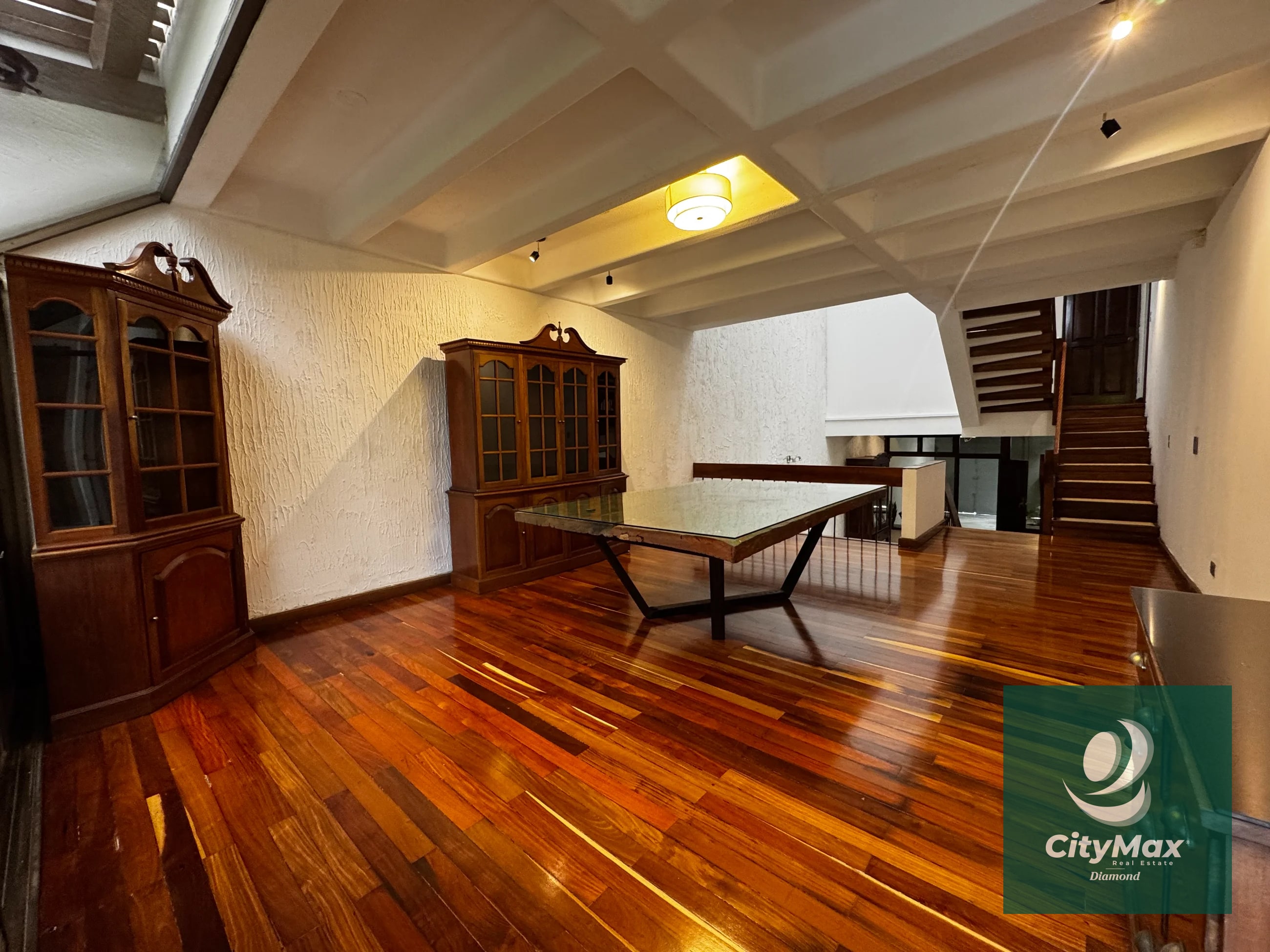 Casa en Venta en Zona 10 entorno Las Margaritas — Casa en Venta en Zona 10, Guatemala, Ciudad — foto 9 de 17