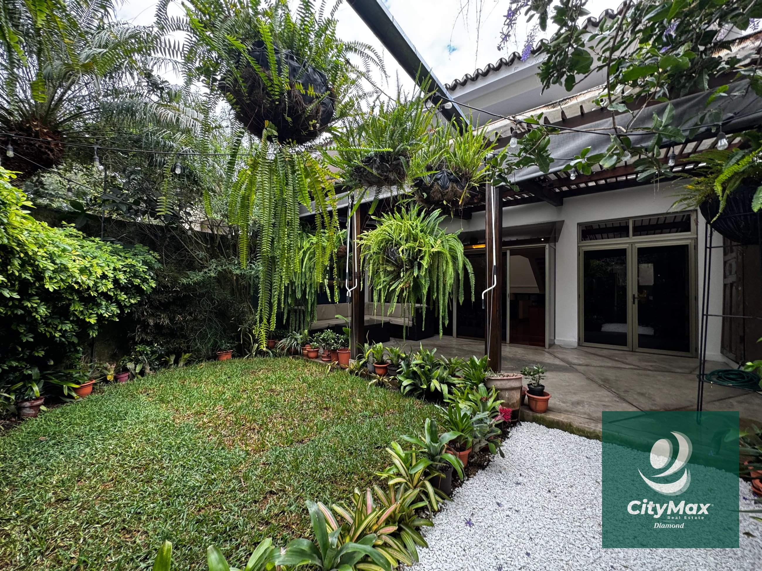 Casa en Venta en Zona 10 entorno Las Margaritas — Casa en Venta en Zona 10, Guatemala, Ciudad — foto 11 de 17