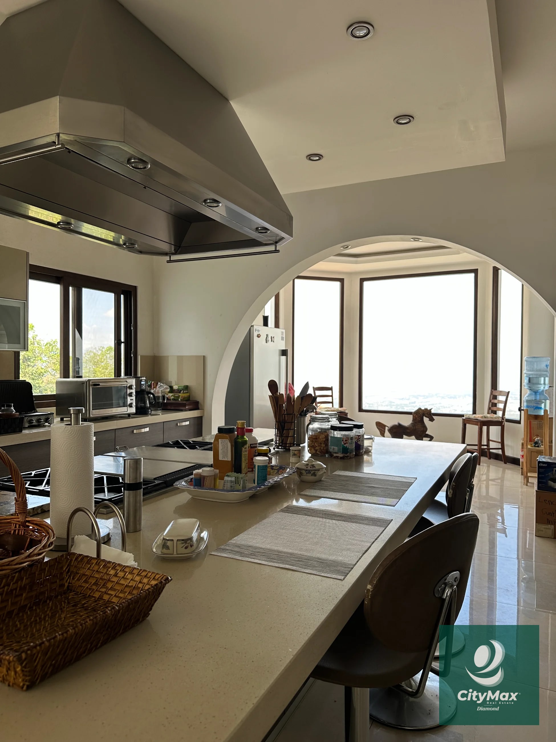 Casa Luxury en Venta en Altos de Monte Bello Km 9.5 CAES — Casa en Venta en Santa Catarina Pinula, Guatemala, Ciudad — foto 5 de 17