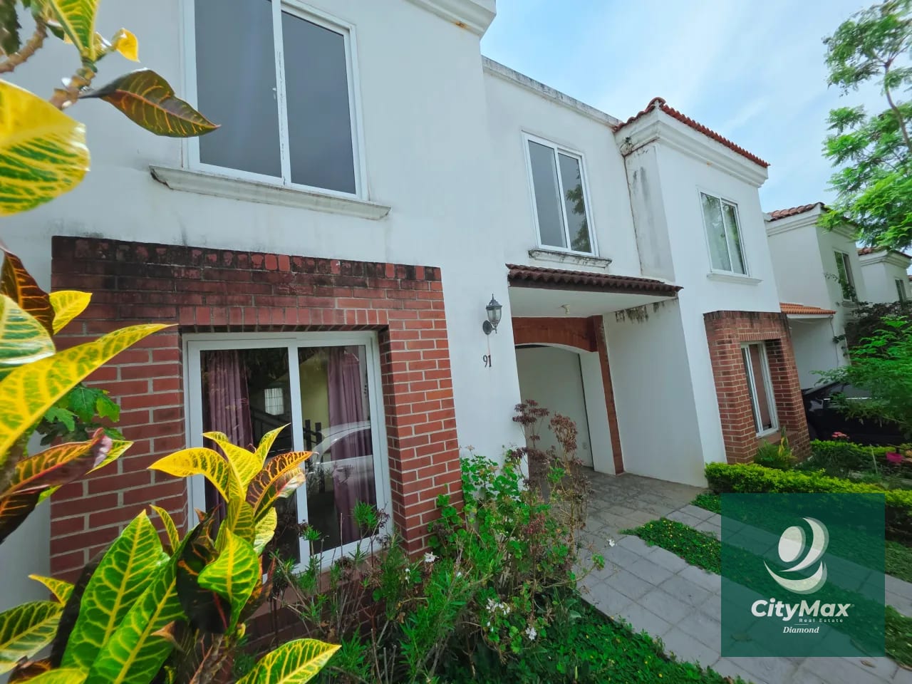 Casa en Venta en Hacienda de Las Flores Zona 2 de Villa Nueva — Casa en Venta en Villa Nueva, Guatemala, Ciudad — foto 3 de 15