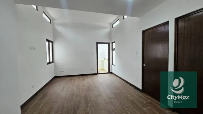 Casa en Venta en Km 21.5 Carretera a Fraijanes — Casa en Venta en Fraijanes, Carretera a El Salvador, Guatemala, Ciudad — foto 9 de 10