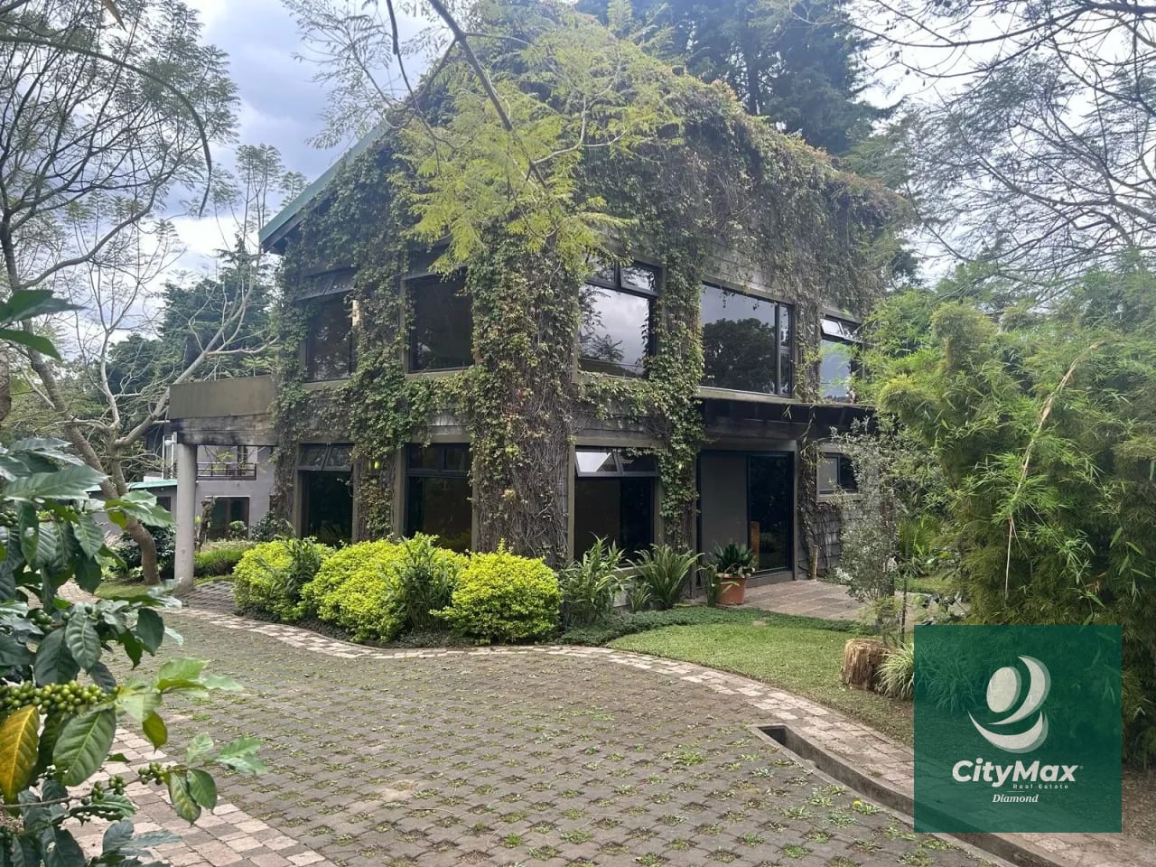 Casa en Venta Santa Lucia Milpas Altas, Sacatepéquez — Casa en Venta en Santa Lucía Milpas Altas, Sacatepéquez — foto 2 de 5