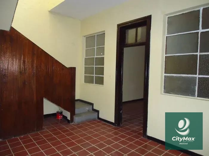 Casa para uso Comercial en Renta en Zona 5 Ciudad de Guatemala — Casa en Alquiler en Zona 5, Guatemala, Ciudad — foto 1 de 17