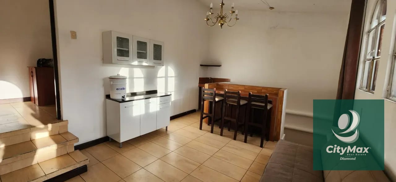 Casa Grande en Venta con Apartamentos en Zona 12 Ciudad de Guatemala — Casa en Venta en Zona 12, Guatemala, Ciudad — foto 2 de 16
