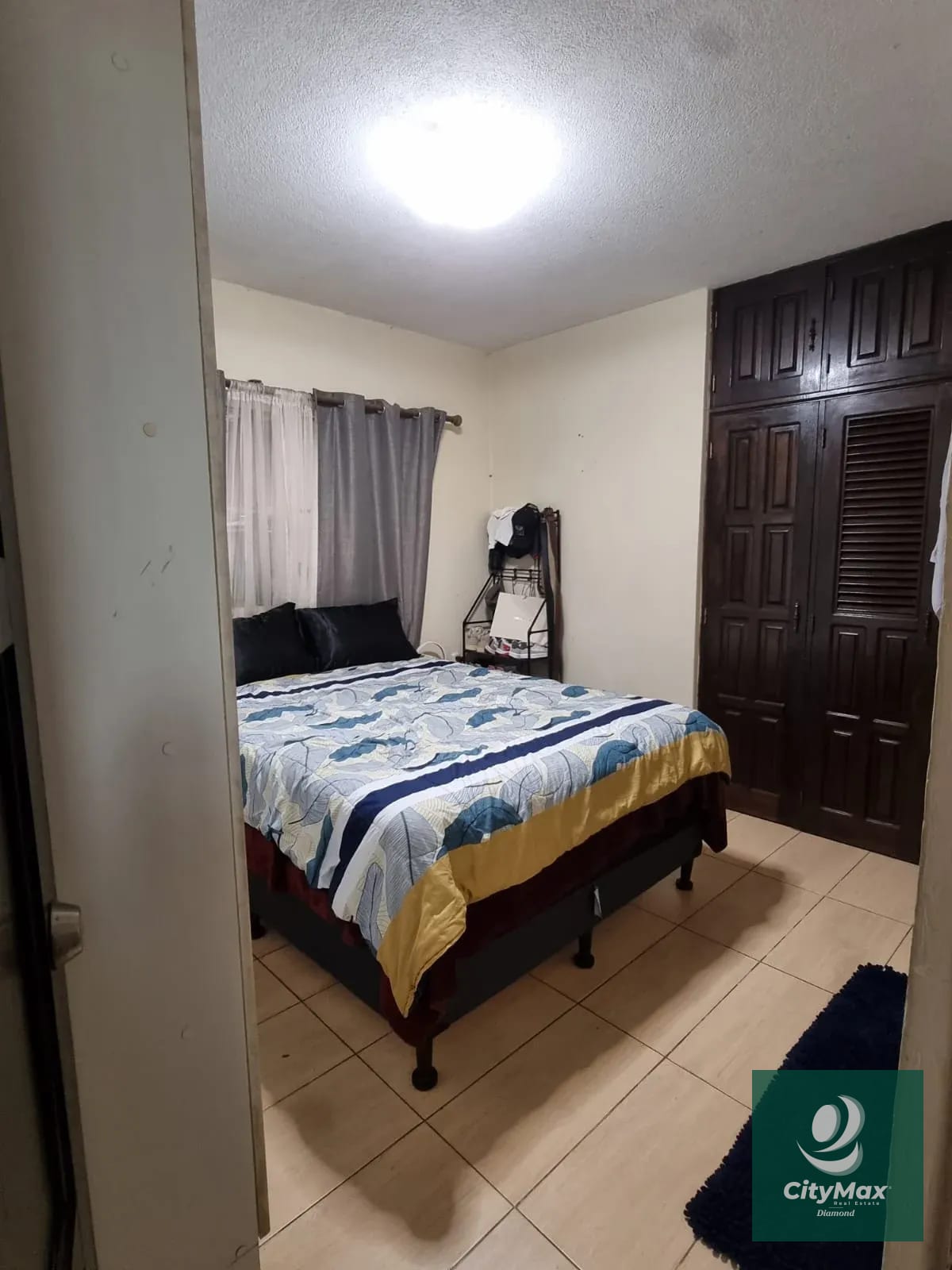 Casa Grande en Venta con Apartamentos en Zona 12 Ciudad de Guatemala — Casa en Venta en Zona 12, Guatemala, Ciudad — foto 11 de 16
