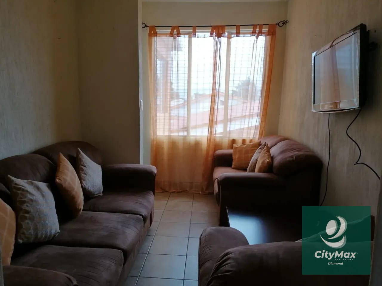 Casa Grande en Venta con Apartamentos en Zona 12 Ciudad de Guatemala — Casa en Venta en Zona 12, Guatemala, Ciudad — foto 15 de 16