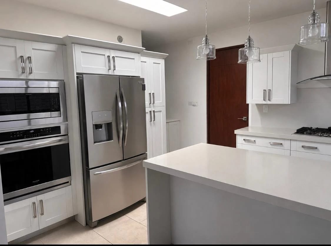 Venta Casa de un Nivel en Condado Concepción — Casa en Venta en Pradera Concepción, Carretera a El Salvador, Guatemala, Ciudad — foto 3 de 12