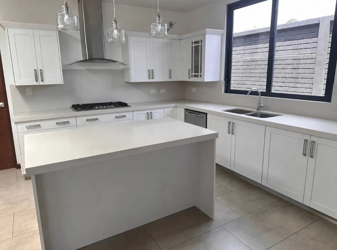 Venta Casa de un Nivel en Condado Concepción — Casa en Venta en Pradera Concepción, Carretera a El Salvador, Guatemala, Ciudad — foto 4 de 12