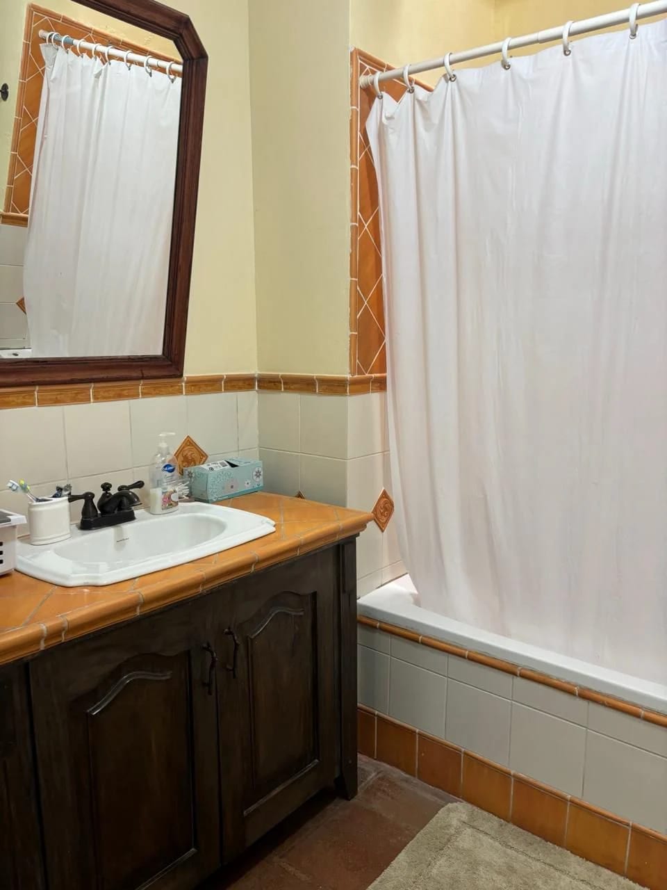 Alquiler Casa Amueblada en Antigua Guatemala — Casa en Alquiler en Antigua, Sacatepéquez — foto 13 de 15