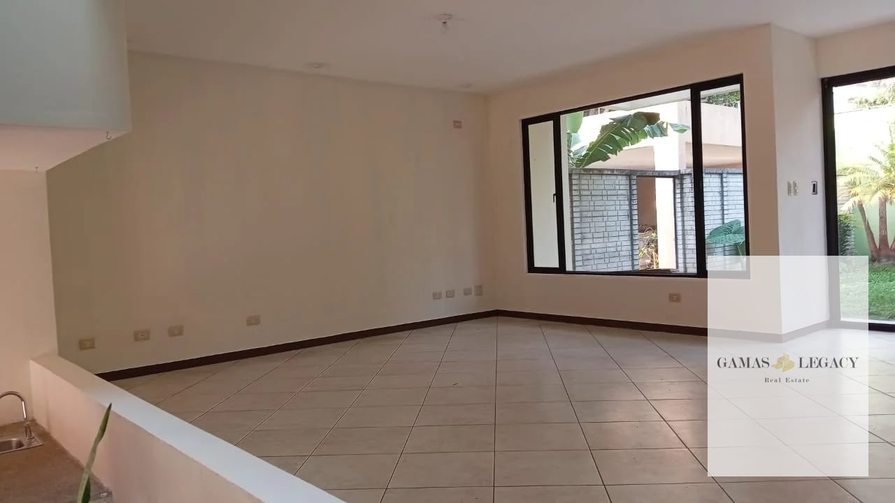 CASA EN RENTA| KANAJUYÚ 2 | ZONA 16 — Casa en Alquiler en Kanajuyú, Zona 16, Guatemala, Ciudad — foto 1 de 6