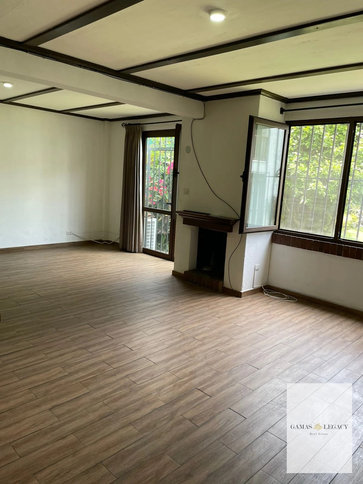 CASA EN RENTA | USO VIVIENDA U OFICINA | ZONA 10 — Casa en Alquiler en Zona 10, Guatemala, Ciudad — foto 2 de 9