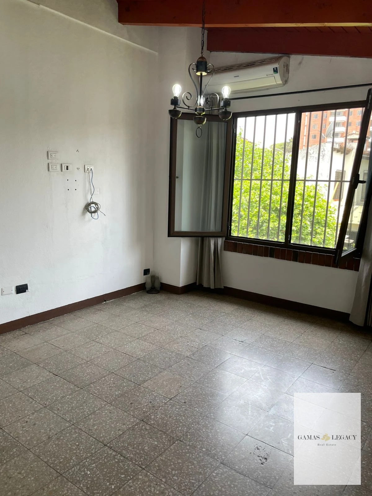 CASA EN RENTA | USO VIVIENDA U OFICINA | ZONA 10 — Casa en Alquiler en Zona 10, Guatemala, Ciudad — foto 3 de 9