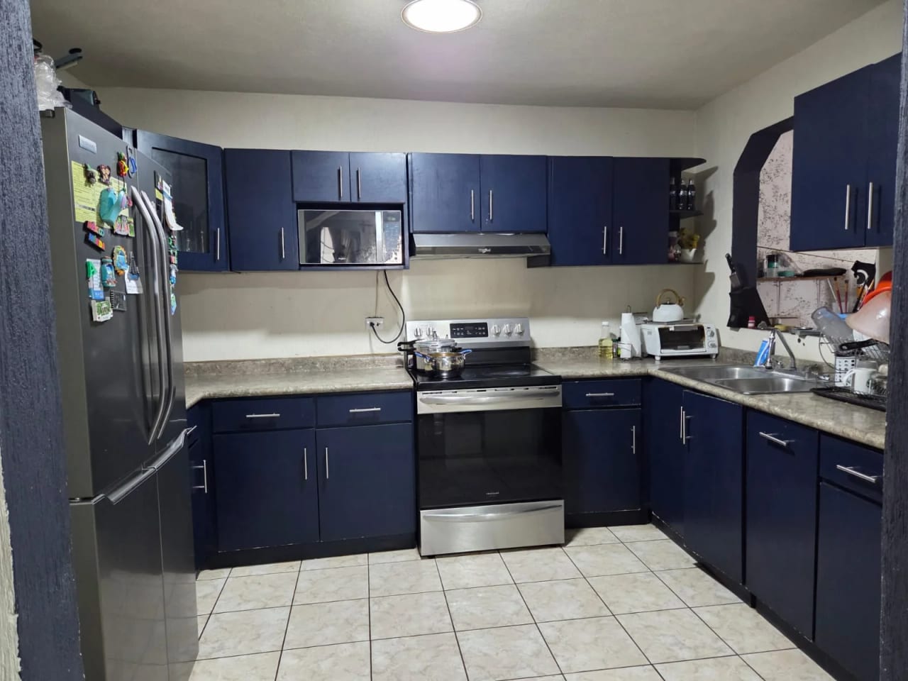 Vendo Casa 2 Niveles Zona 1 Sobre la 1RA Calle y 18 Av. C, Zona 1 REF.6921 — Casa en Venta en Zona 1, Guatemala, Ciudad — foto 14 de 14