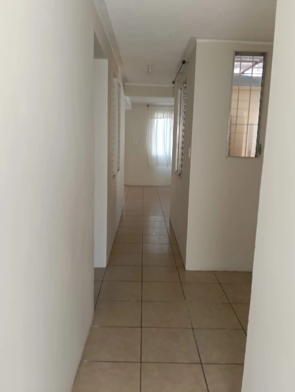RENTO CASA COND. LO DE VALDEZ, CARR. A SAN JOSE PINULA REF.6903 *3 HAB, 2 BAÑO, 2 PARQUEOS, PATIO, Q.3750* — Casa en Alquiler en San José Pinula, Guatemala, Ciudad — foto 13 de 14