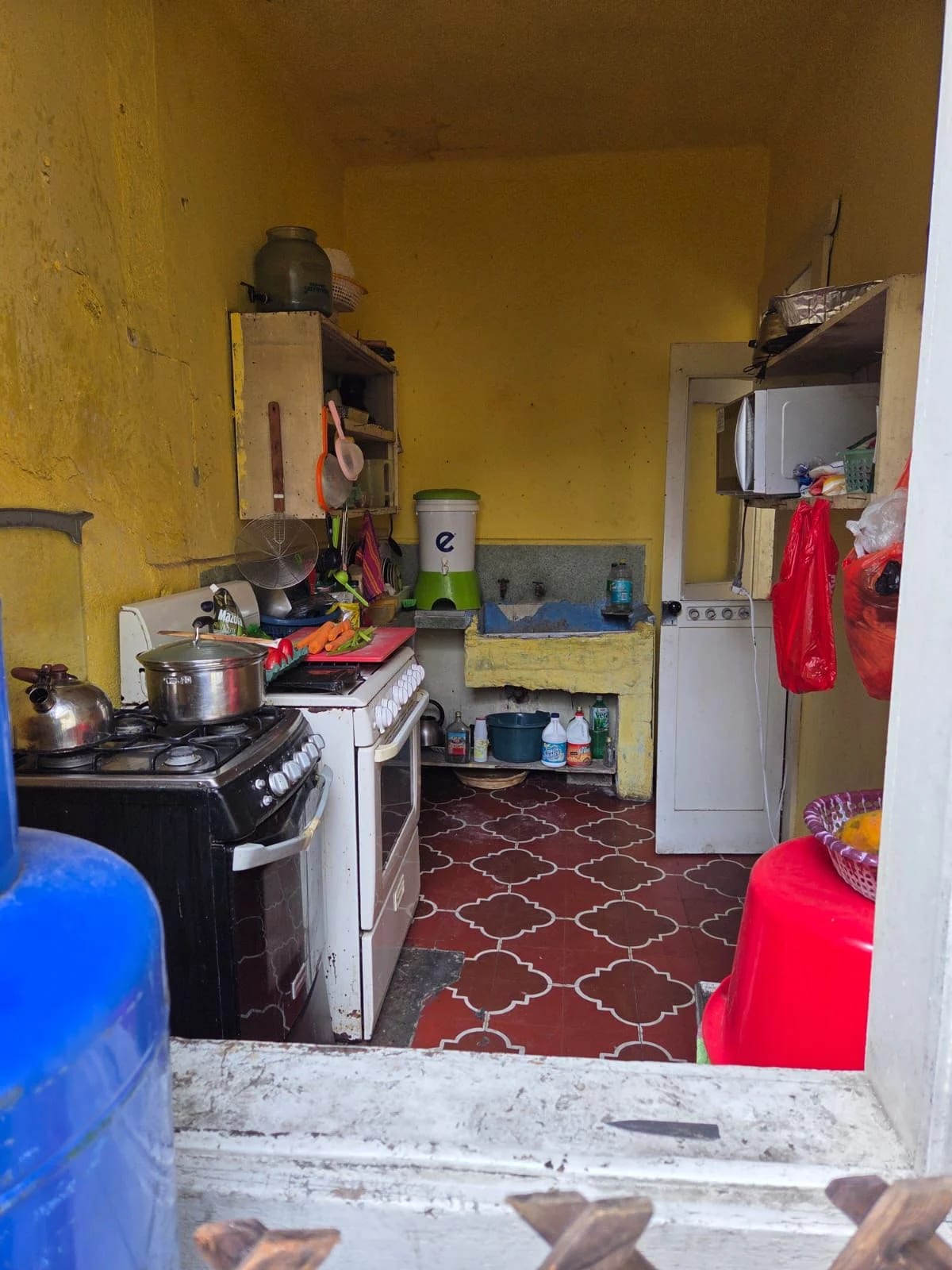 VENDO CASA PARA REMODELAR ZONA 2 CERCA PARQUE MORAZAN REF.6892 — Casa en Venta en Zona 1, Guatemala, Ciudad — foto 4 de 6
